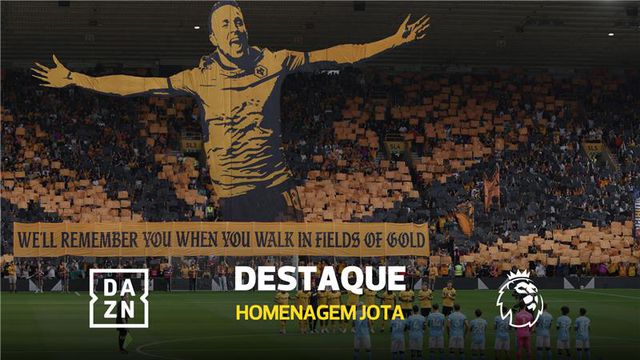 Tributo arrepiante do Wolves a Jota, com a família no estádio