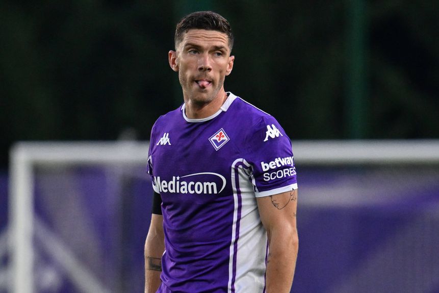 Robin Gosens ao serviço da Fiorentina na pré-época 2025/2026 Foto: IMAGO