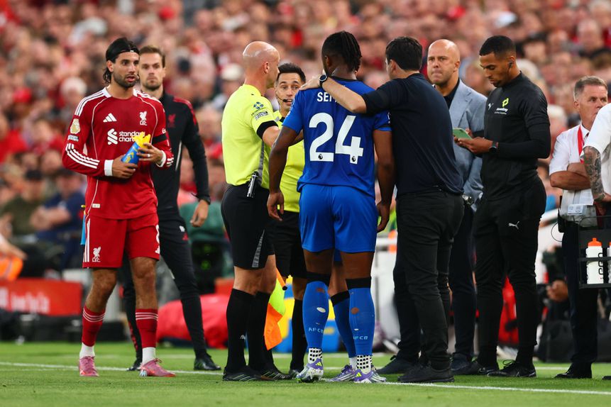 Antoine Semenyo foi alvo de insultos racistas durante o jogo de abertura da Premier League entre o Liverpool e o Bournemouth Foto: IMAGO