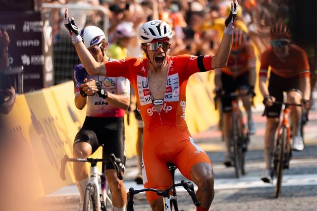 Rui Oliveira (UAE Emirates) venceu a 10.ª etapa na Volta a Portugal