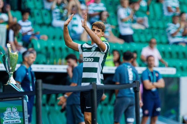 Sporting: as razões que estão a travar a saída de Daniel Bragança