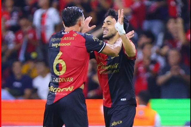 Luís Esteves já marca no México (foto: Atlas)