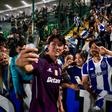 Inbeom Hwang a conviver com os adeptos - Foto: FC Porto