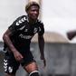 Mathias Tepe mostra-se em grande plano na equipa B - Foto: Vitória de Guimarães