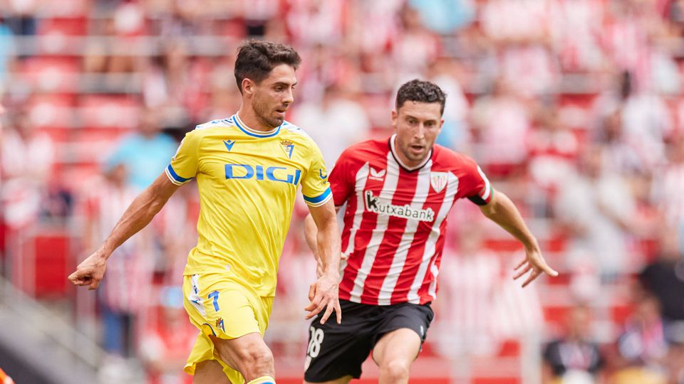 Athletic Bilbao vence Cádiz e é vice-líder à condição