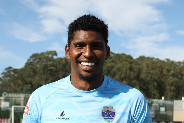 Chaves: Hugo Souza apto para a deslocação ao Bessa