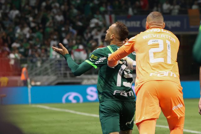 Abel comenta festejo polémico do seu avançado: «Eu mesmo às vezes perco o controlo...»