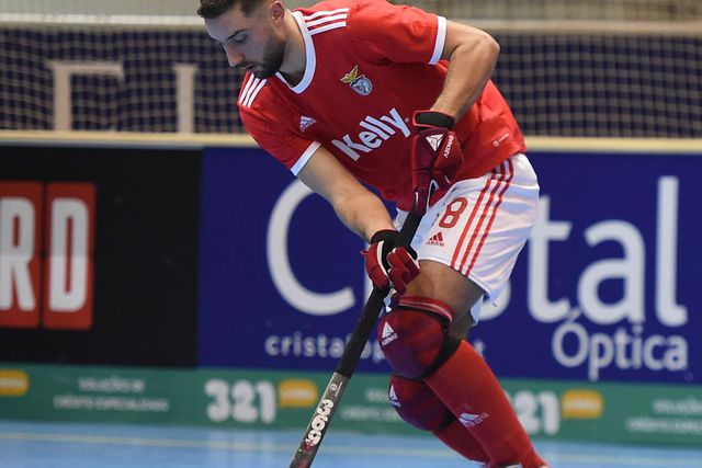 Benfica vence Oliveirense e está na final da Elite Cup