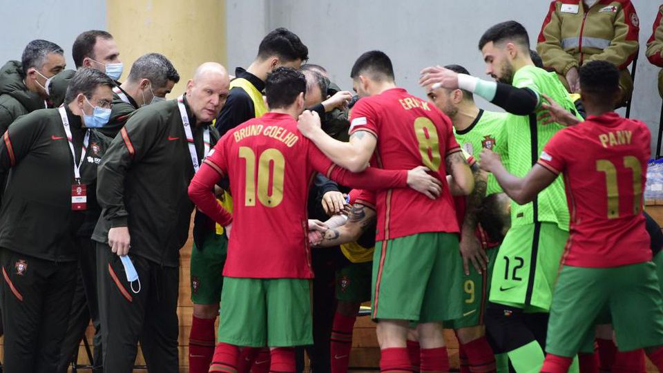 Portugal começa Ronda de Elite com goleada