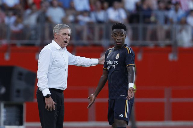 Real Madrid: Ancelotti ironiza sobre ausência de Vinícius Jr. dos nomeados para o The Best