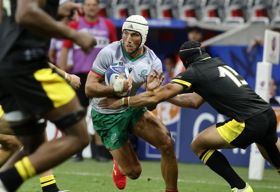 Râguebi: País de Gales derrota Portugal por 28-8