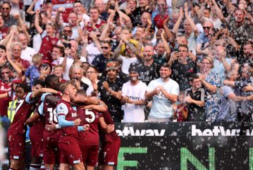 Surpresa ao intervalo: West Ham a vencer o Manchester City