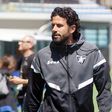 Ferido com gravidade, Fabio Grosso falha treino