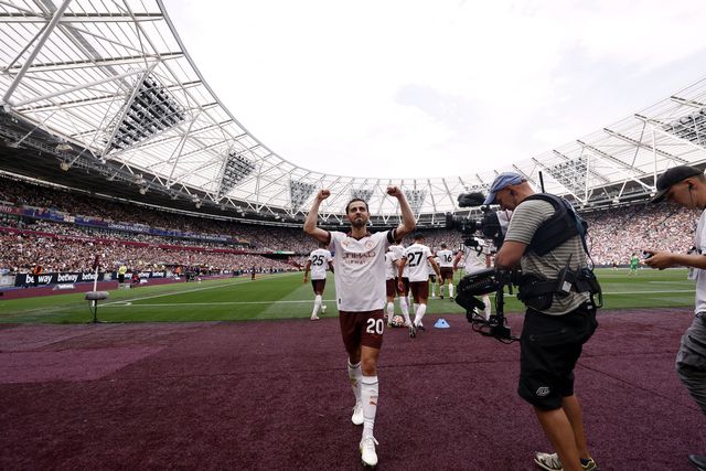 Bernardo Silva faz a reviravolta para o Manchester City