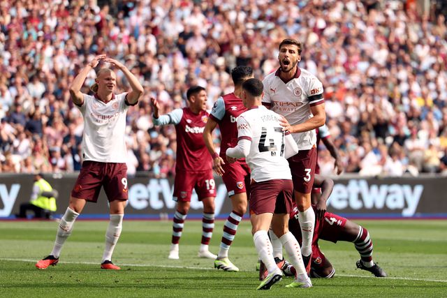 Man. City, Man. United e não só em campo: siga aqui em direto