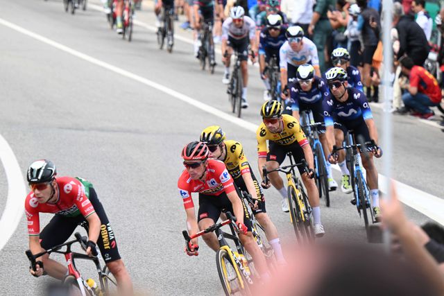 Vuelta: Wout Poels vence 20.ª etapa e Kuss já festeja vitória