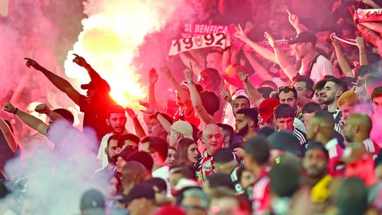 Alta tensão em Belgrado com a visita do Benfica