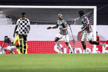 VÍDEO: Nani regressa aos golos em Portugal e... é um golaço!