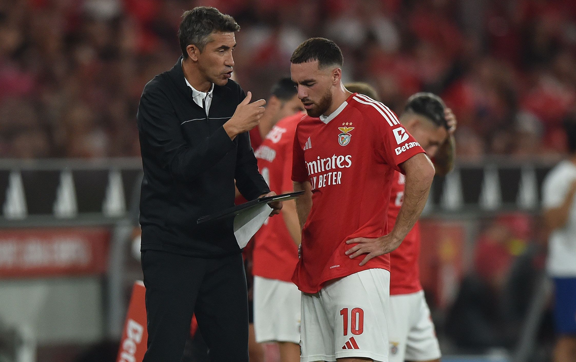 O onze do Benfica para o jogo com o Estrela Vermelha