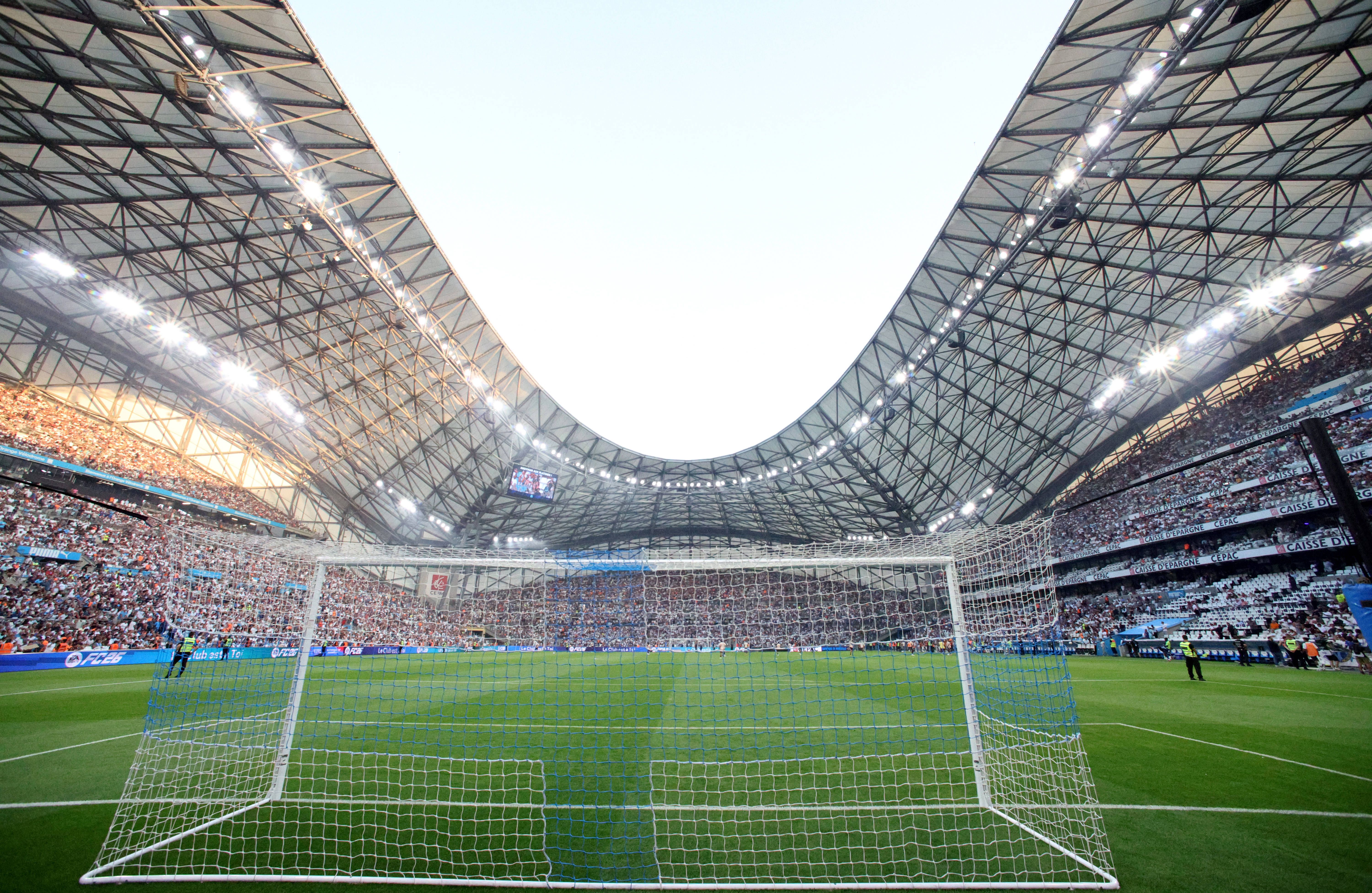 Velodrome, casa do Marselha. Capacidade para 67300 pessoas