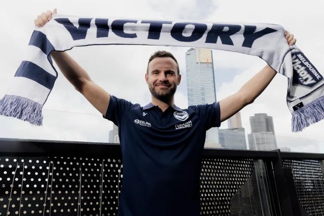 Mercado oficial: Juan Mata tem novo clube