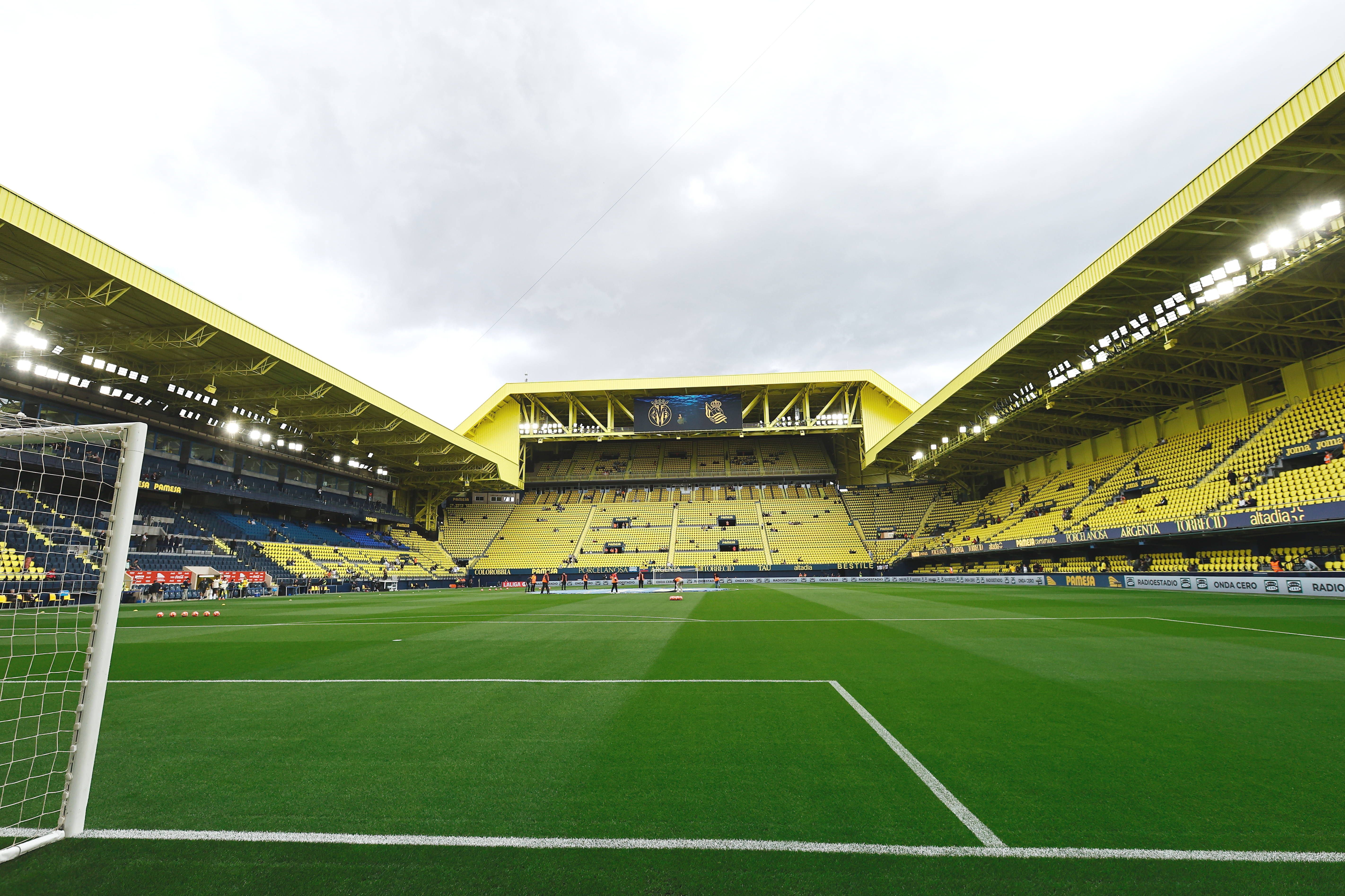 Estadio de la Cerámica, em Villarreal, leva 23500 pessoas