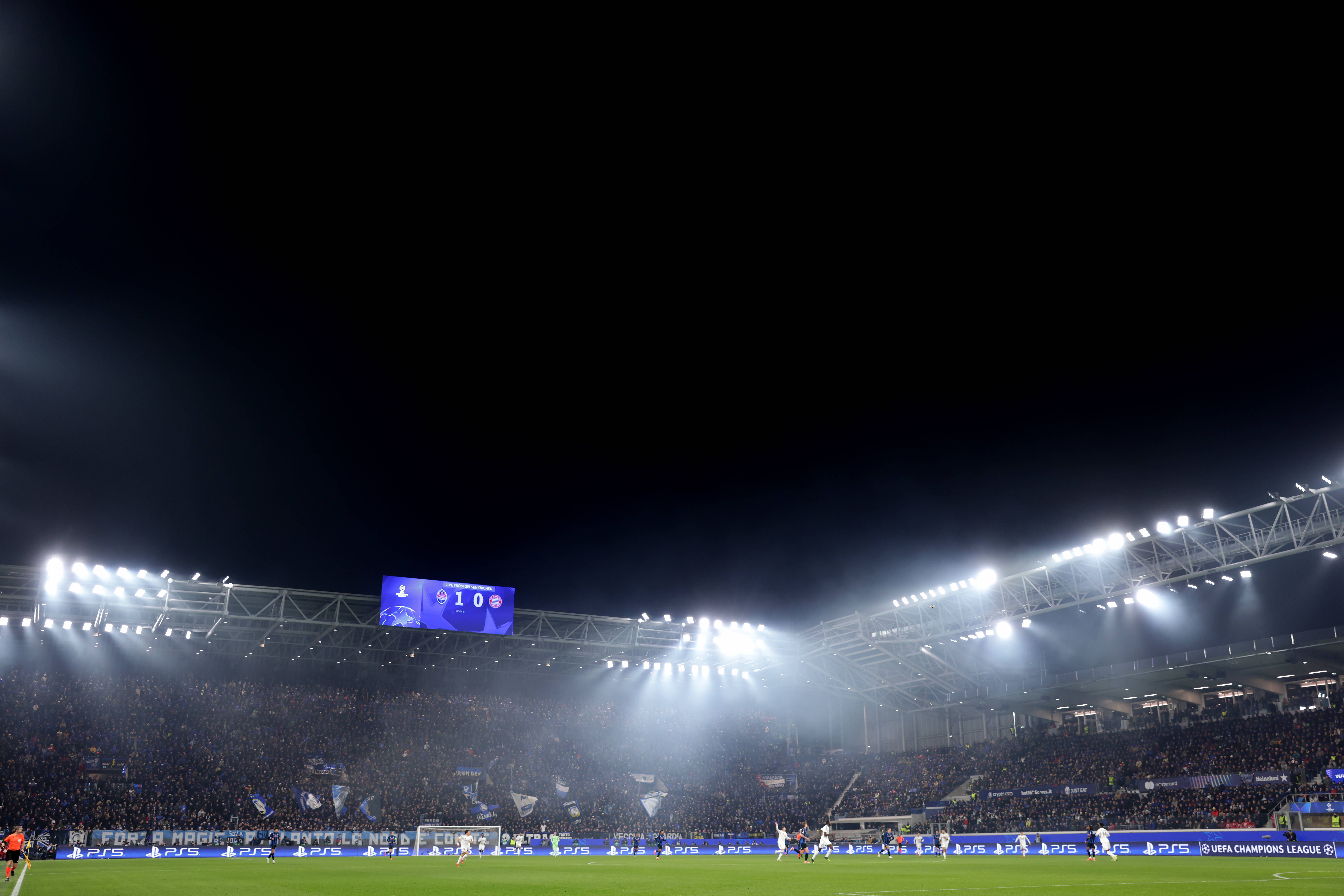 Estádio de Bérgamo, casa da Atalanta, capacidade para 21300 pessoas