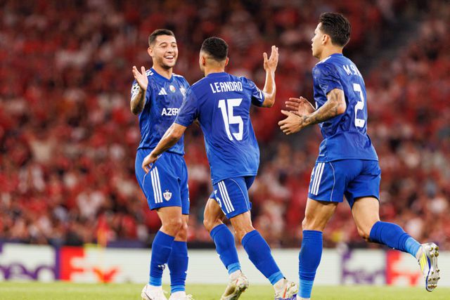 VÍDEO: ex-Portimonense provoca golpe de teatro na Luz