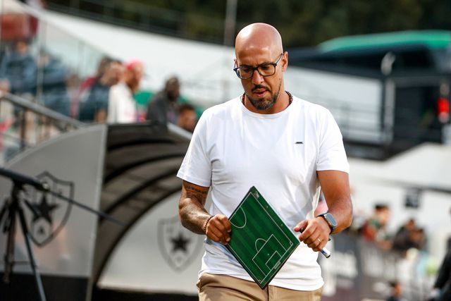 Ligação de cinco anos contemplou as pastas de diretor-desportivo e de treinador