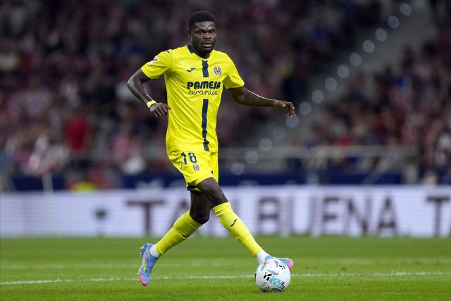 Partey regressa a Londres para jogar e ser julgado