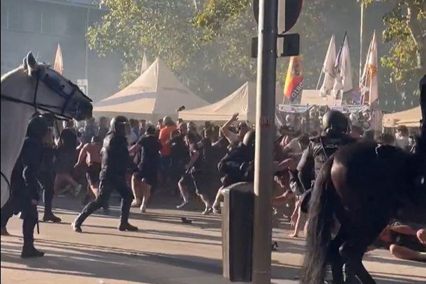 Confrontos entre os adeptos do Marselha e a polícia espanhola em Madrid