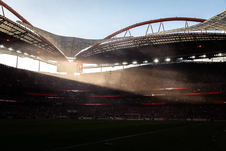 Benfica rico! Águias voam em dinheiro