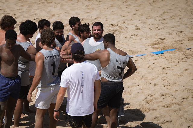 A Escolinha que tira miúdos do gueto e dá-lhes um céu oval