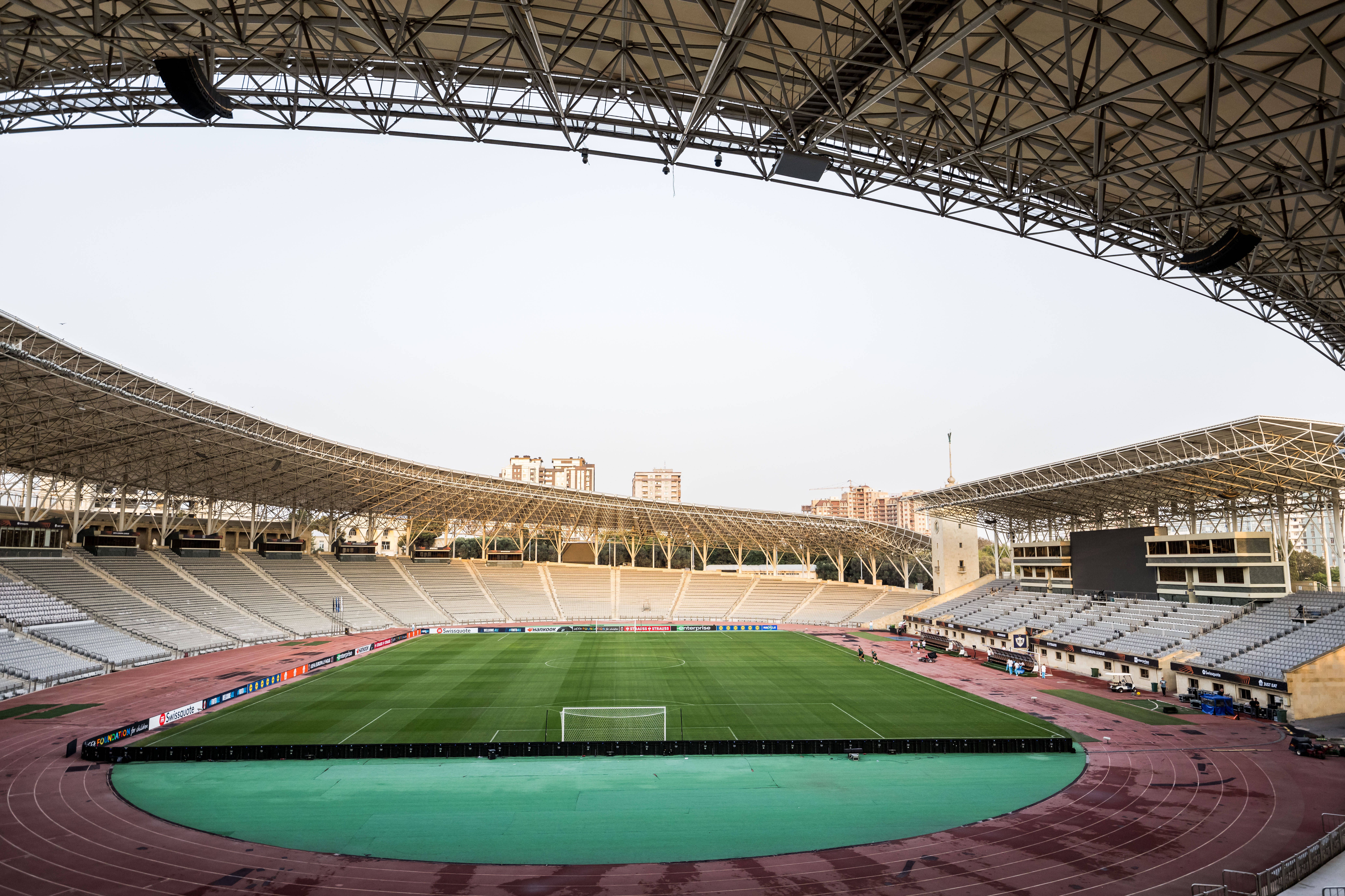 Estádio Tofiq Bahramov, em Baku, onde vai jogar o Qarabag. Capacidade para 31 mil pessoas