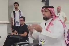 Ambiente tenso entre Postecoglou e jornalista saudita