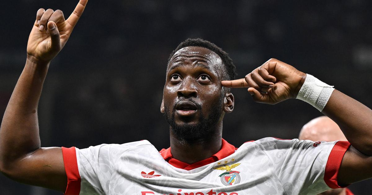 Kaminski e Lukebakio combinam e o Benfica adianta-se em San Siro (vídeo)