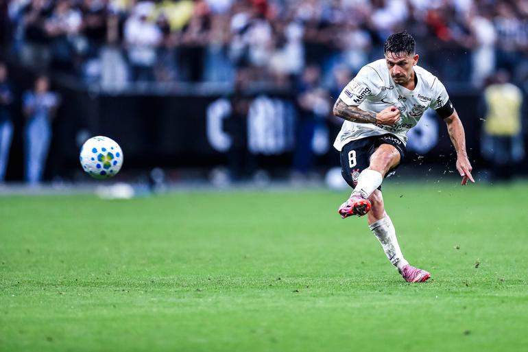 5.º Rodrigo Garro (Corinthians), 6 assistências