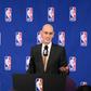 Adam Silver na conferência de imprensa em Nova Iorque     Fotografia NBAE