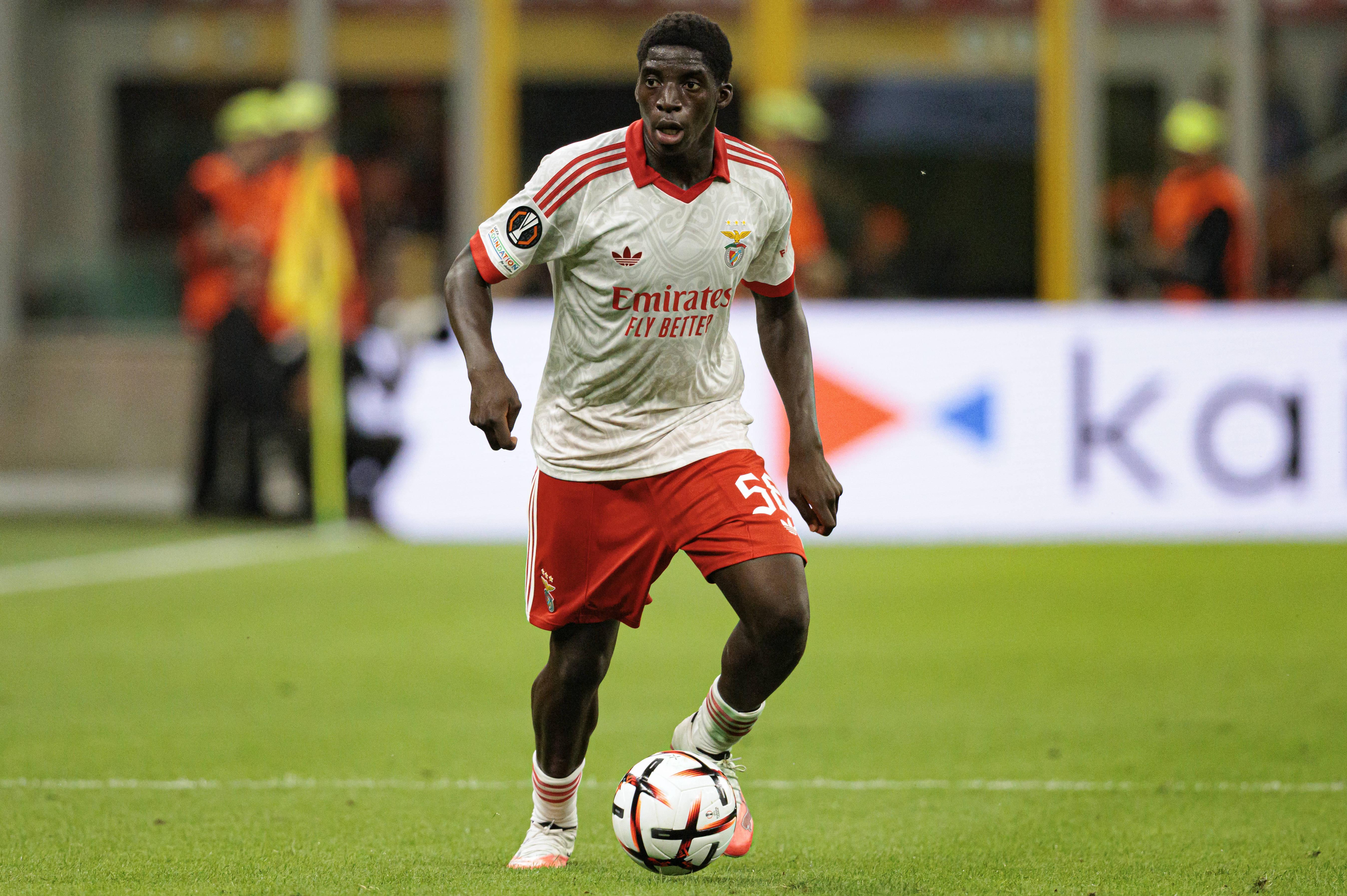 Daniel Banjaqui no Milan-Benfica (IMAGO)