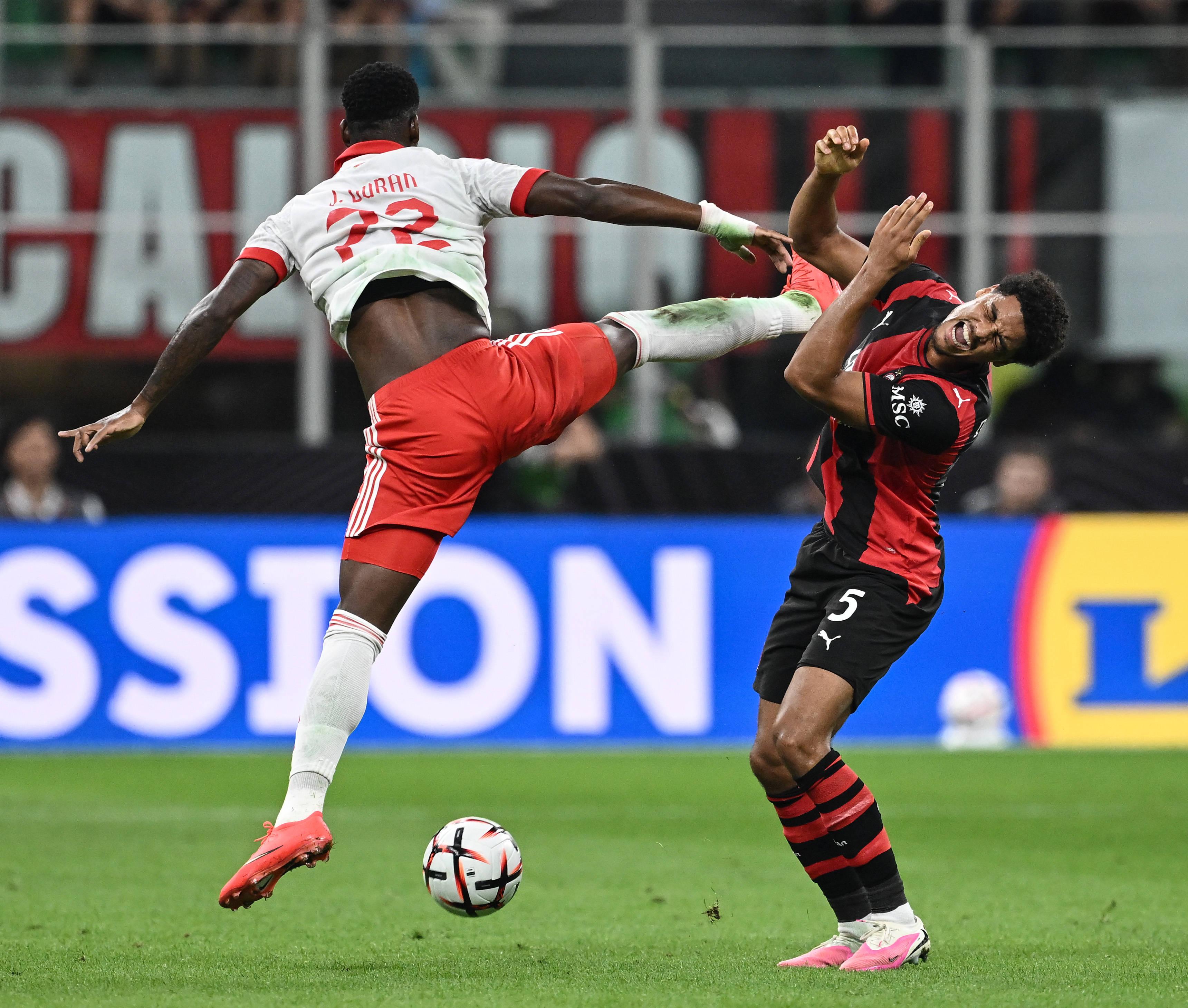 Durán no Milan-Benfica (IMAGO)