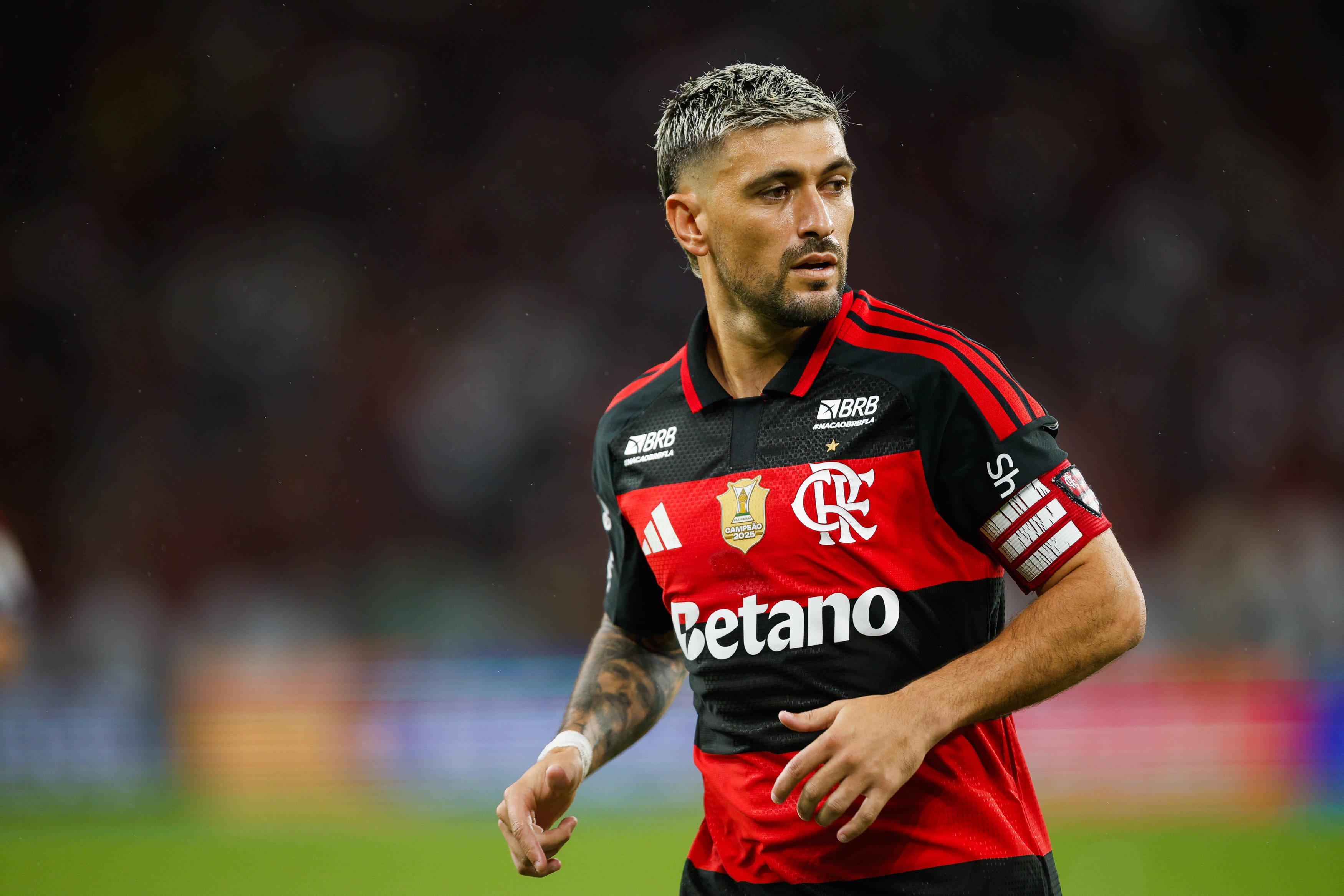 17.º De Arrascaeta (Flamengo), 4 assistências