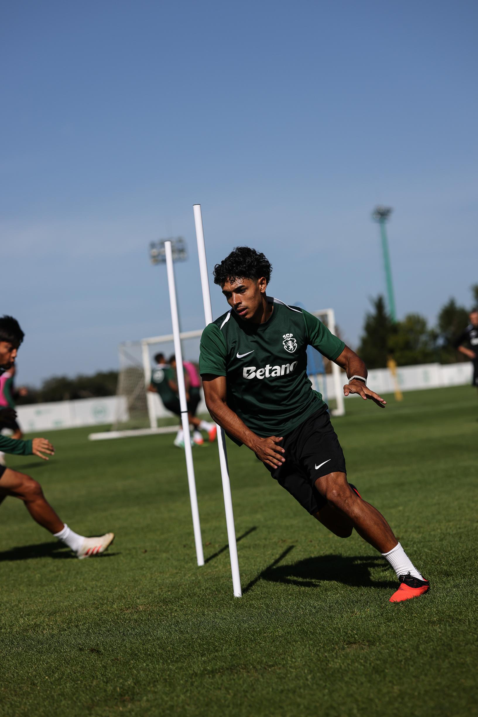 João Simões de volta cinco meses depois - Foto: SPORTING CP