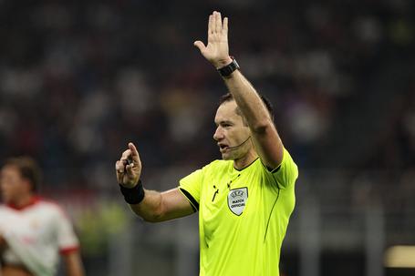 A análise de Pedro Henriques à arbitragem do Milan-Benfica