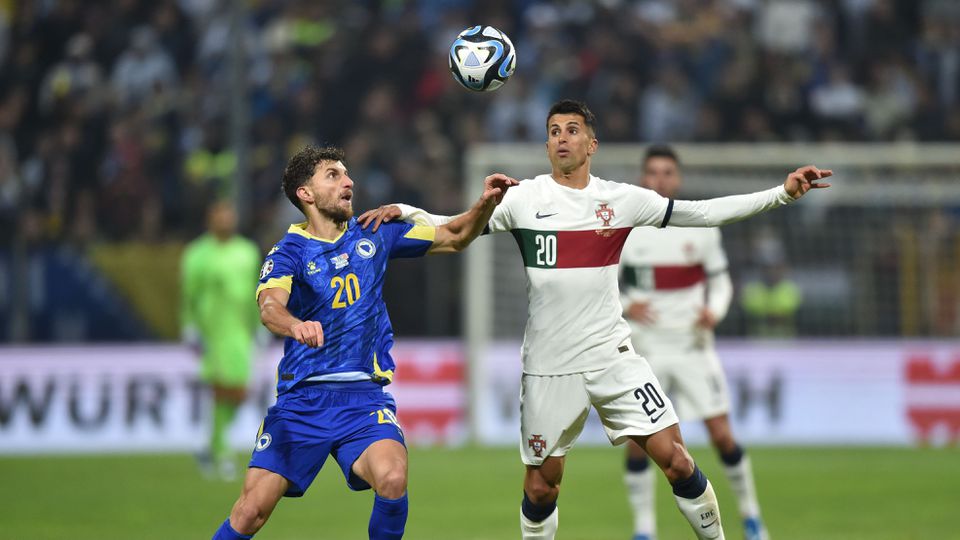 João Cancelo e o festejo: «Foi uma chapada de luva branca»