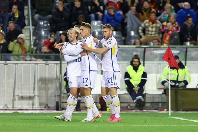 Gyokeres senta Vertonghen e marca o primeiro para a Suécia (vídeo)