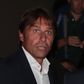 Antonio Conte com ar surpreendido (IMAGO)