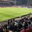 Estádio do Bósnia-Portugal praticamente cheio, uma hora antes do início do jogo