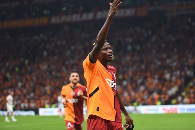 Osimhen revela que «estava prestes a ir para outro lado» e deixa elogios ao treinador do Galatasaray