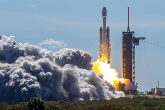 NASA lança missão Europa Clipper a lua de Júpiter à procura de vida