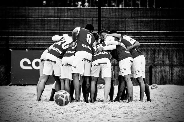 Jogadores do SC Braga reagem à suspensão do futebol de praia: «Dia triste e de revolta»